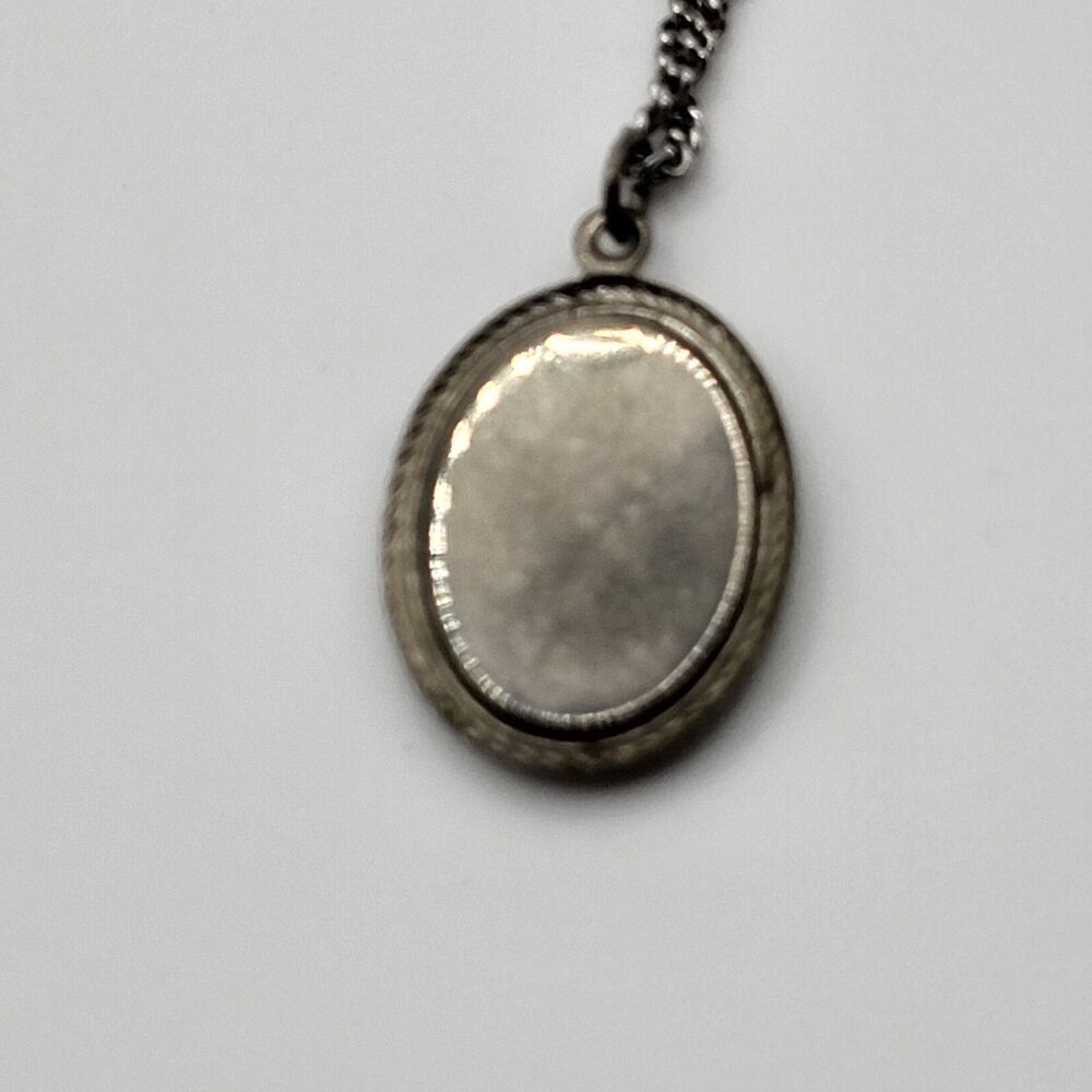 Antique mother of pearl boat inlay & silver pendant Artistry Signed 16in - Picture 3 of 6